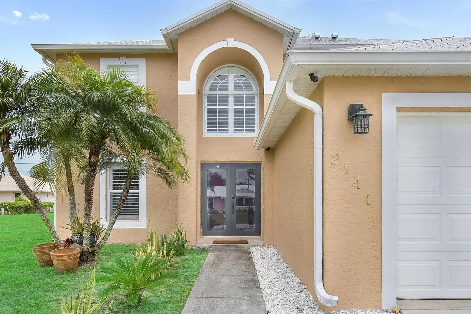 2141 SE Wald Street, Port St. Lucie FL 34984 photo 2