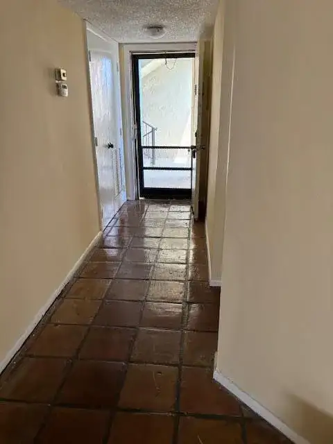 2820 Tennis Club Drive # 401, West Palm Beach FL 33417 photo 2