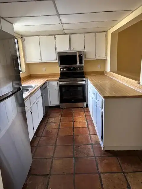 2820 Tennis Club Drive # 401, West Palm Beach FL 33417 photo 4