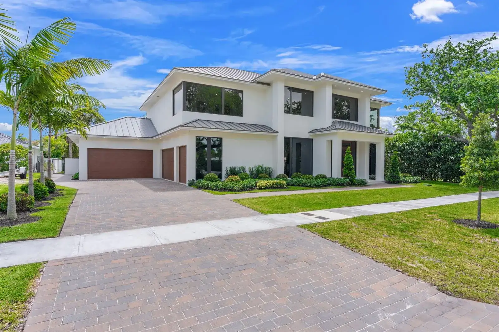 2406 NE 13th Court, Fort Lauderdale FL 33304 photo 2