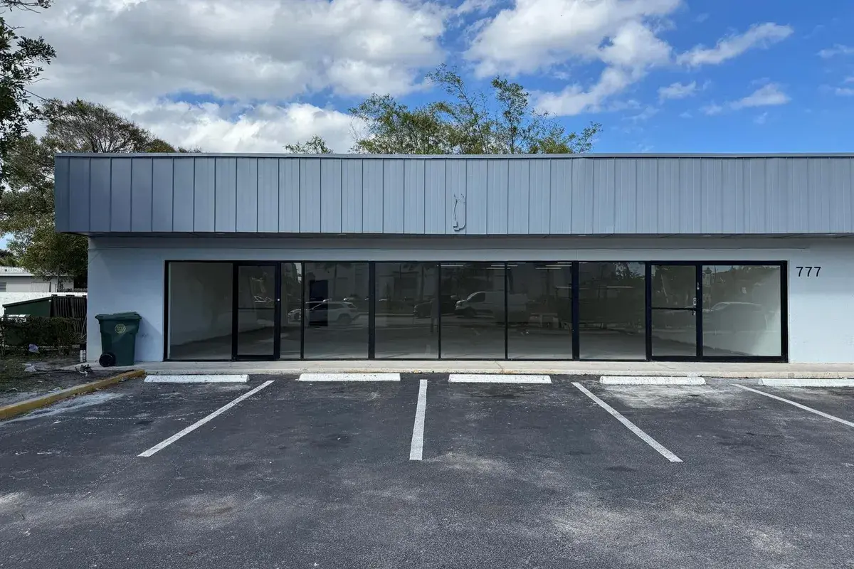 777 E Oakland Park Boulevard, Oakland Park FL 33334
