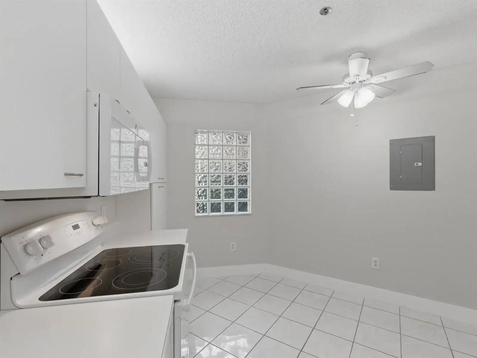 5265 Brisata Circle # P, Boynton Beach FL 33437 photo 2