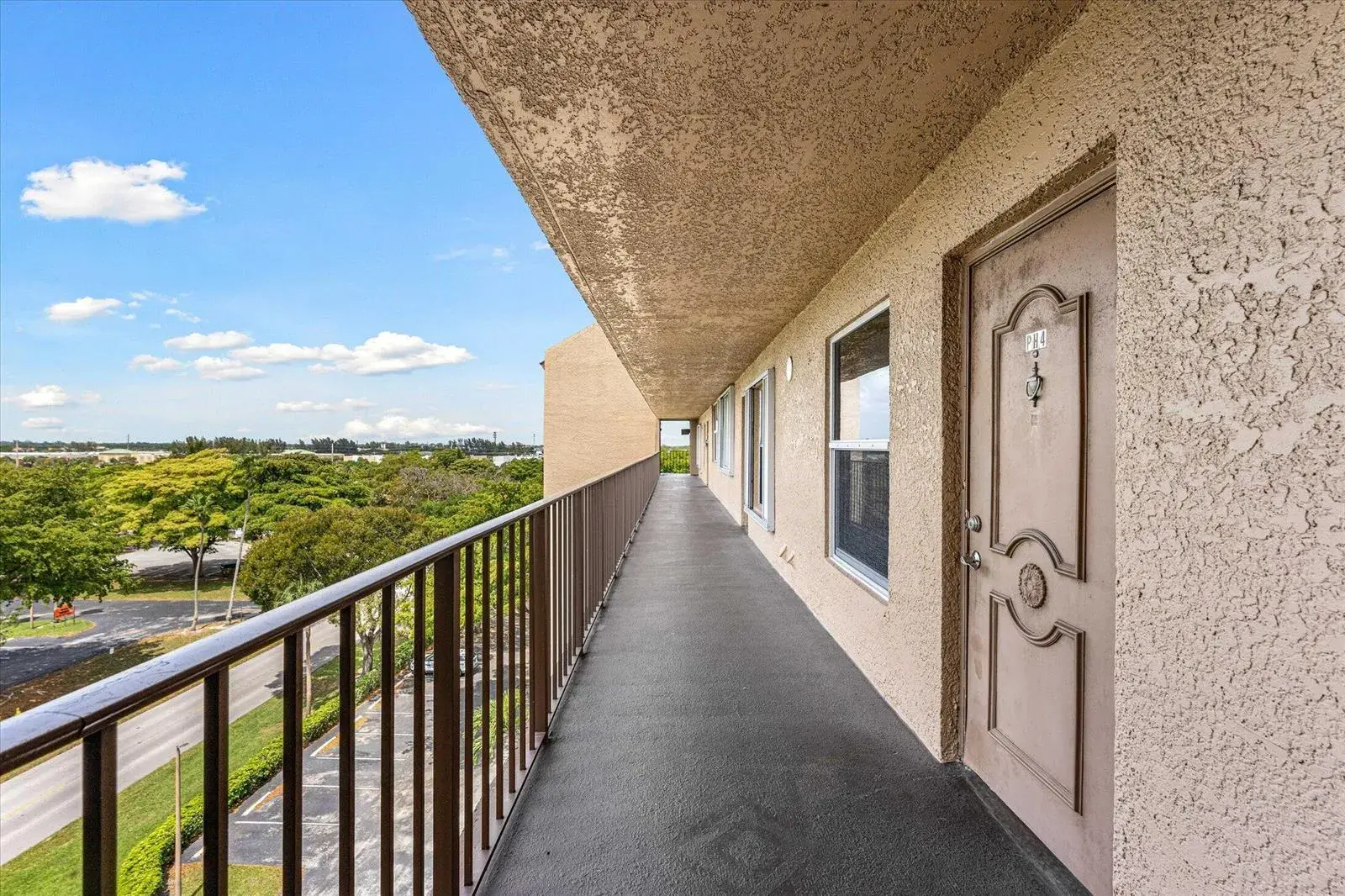 4570 NW 18th Avenue # 704, Deerfield Beach FL 33064