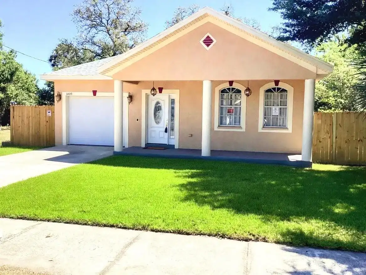 3809 N Whittier Street, Tampa FL 33619
