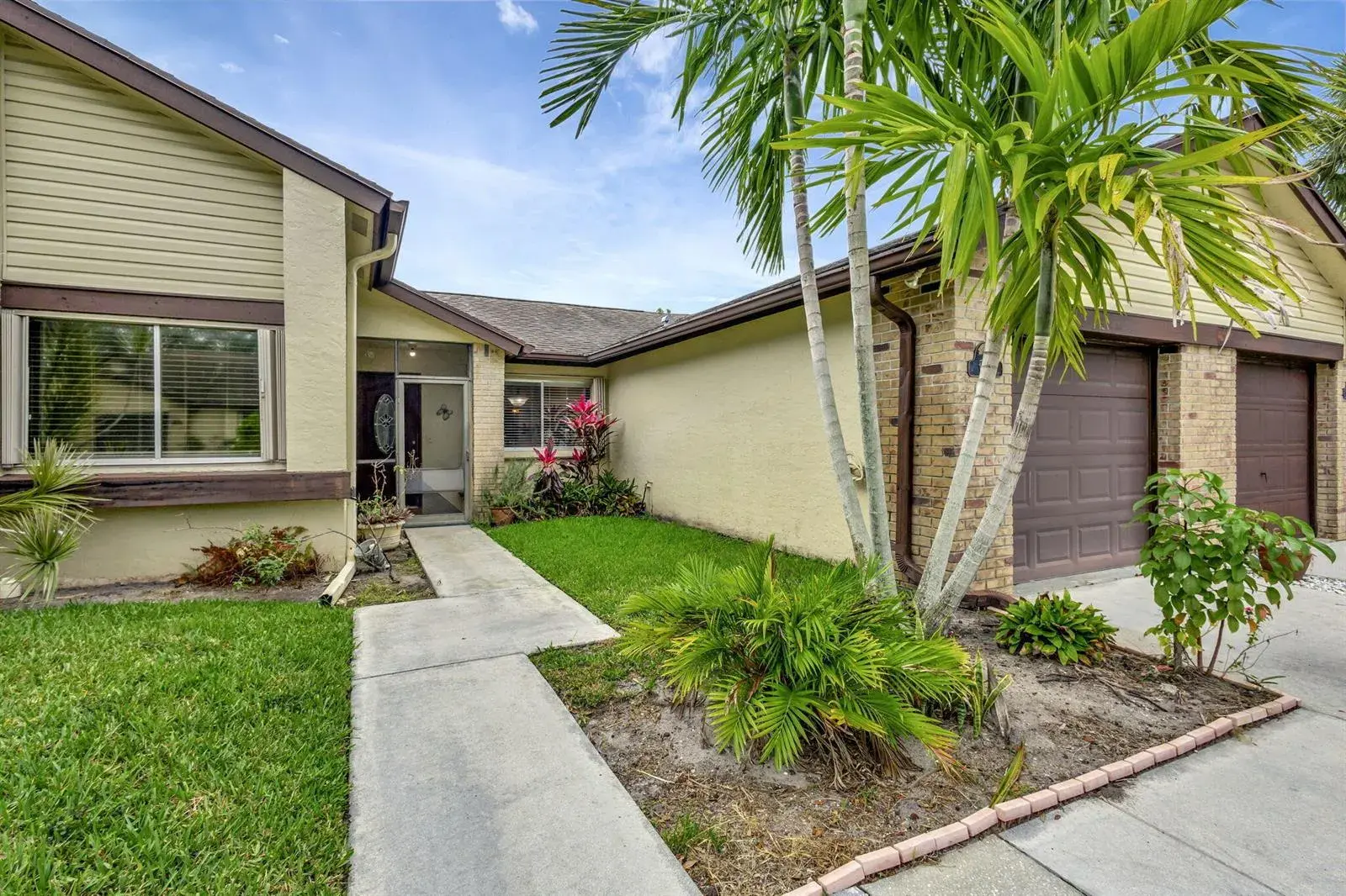 178 Ramblewood Circle, Royal Palm Beach FL 33411
