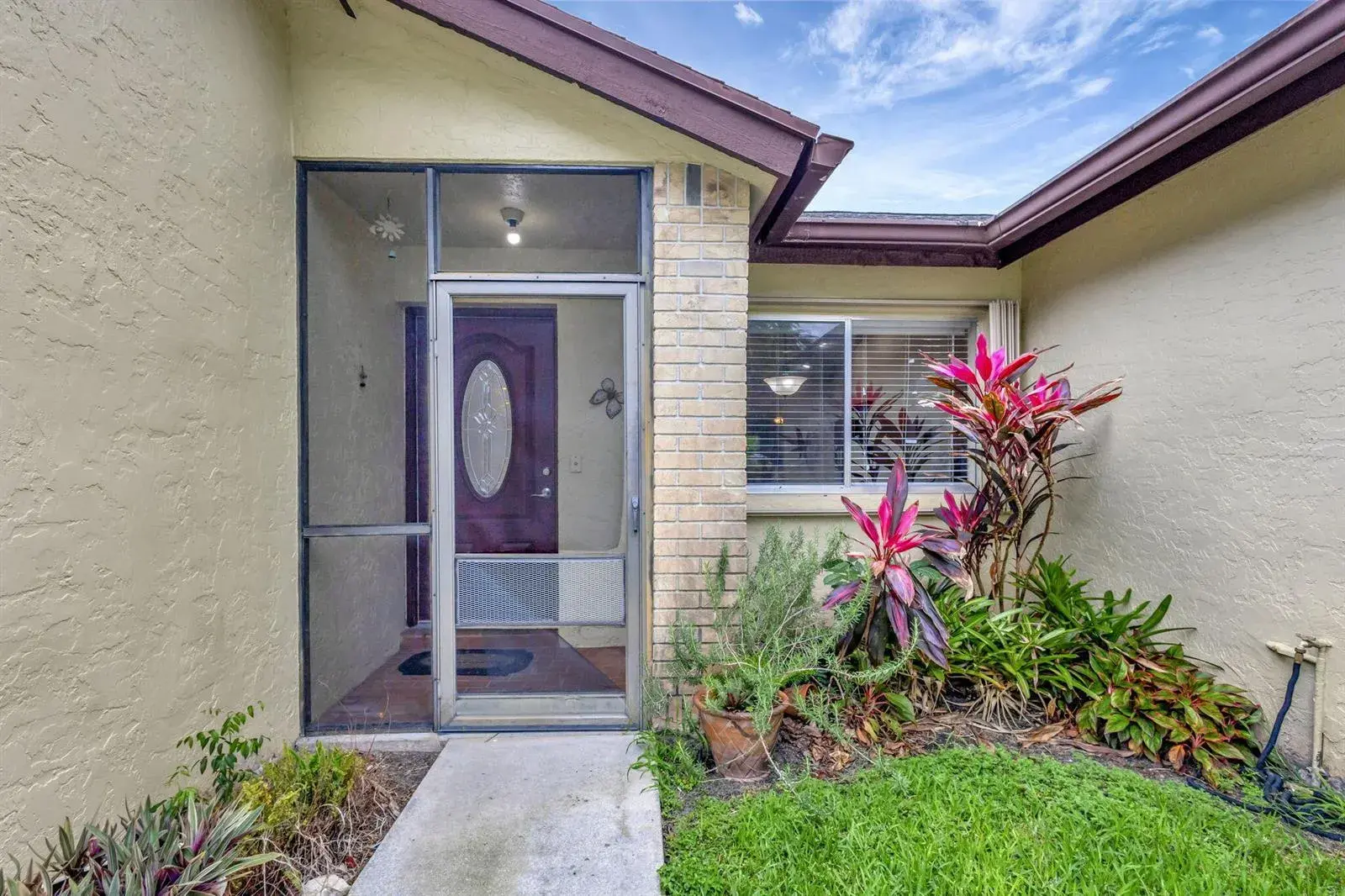 178 Ramblewood Circle, Royal Palm Beach FL 33411