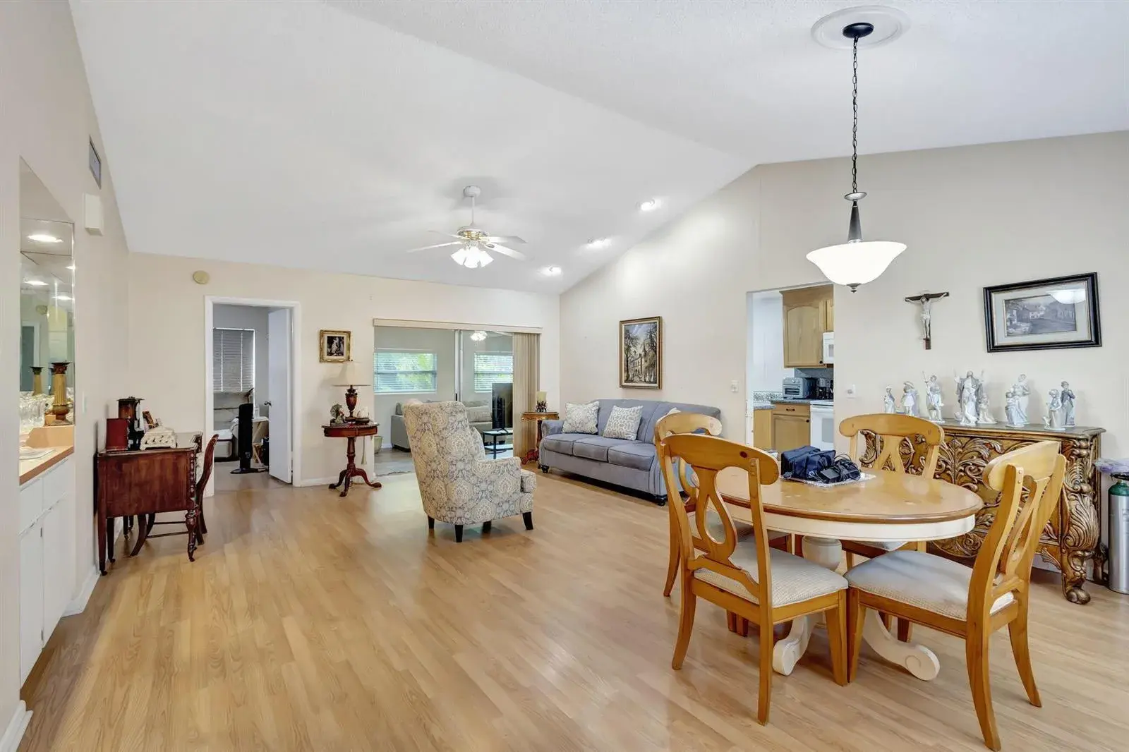 178 Ramblewood Circle, Royal Palm Beach FL 33411