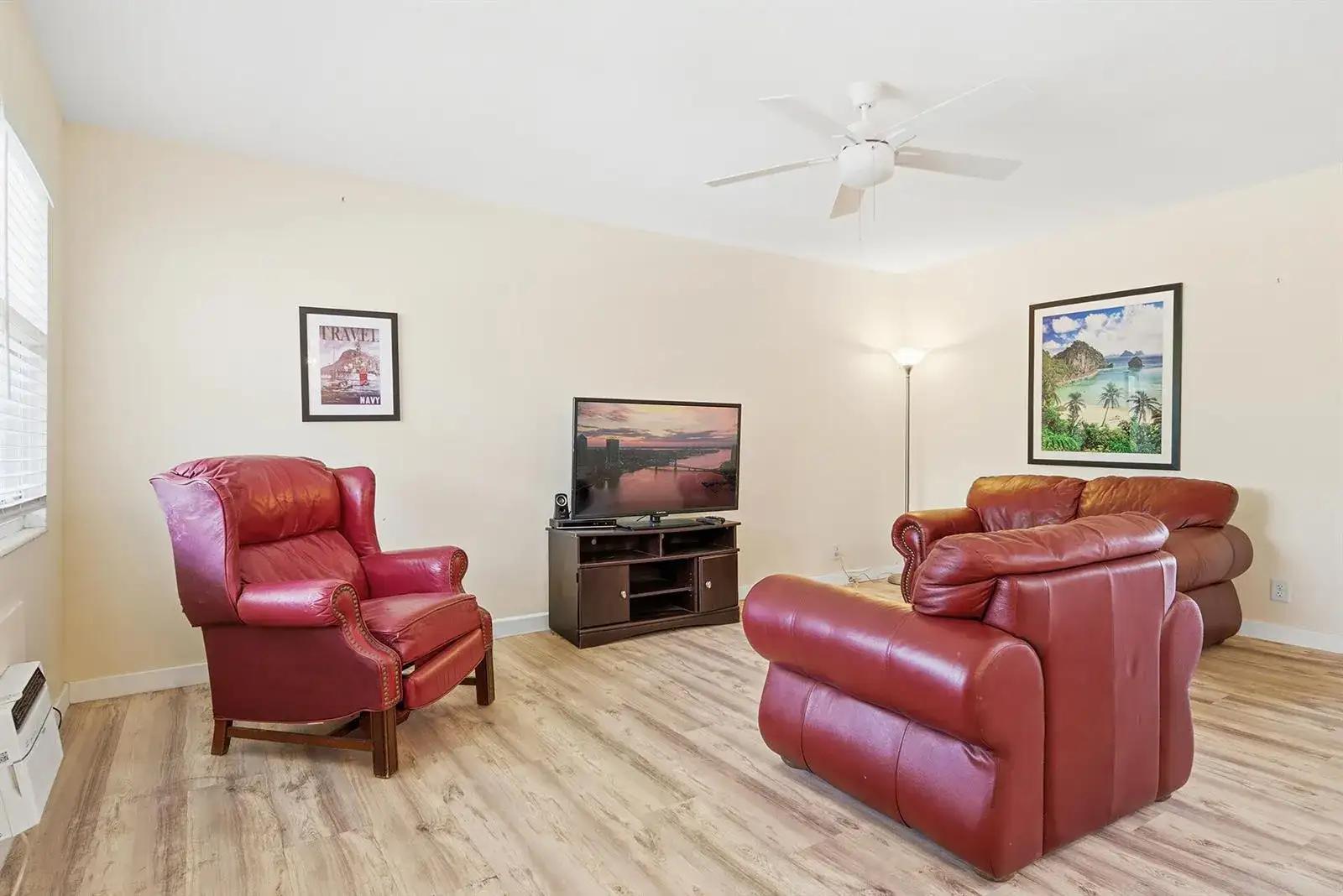 142 Norwich F, West Palm Beach FL 33417 photo 5