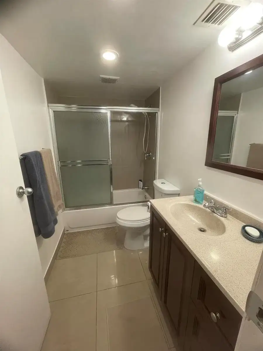 2821 Somerset Drive # 118, Lauderdale Lakes FL 33311 photo 5