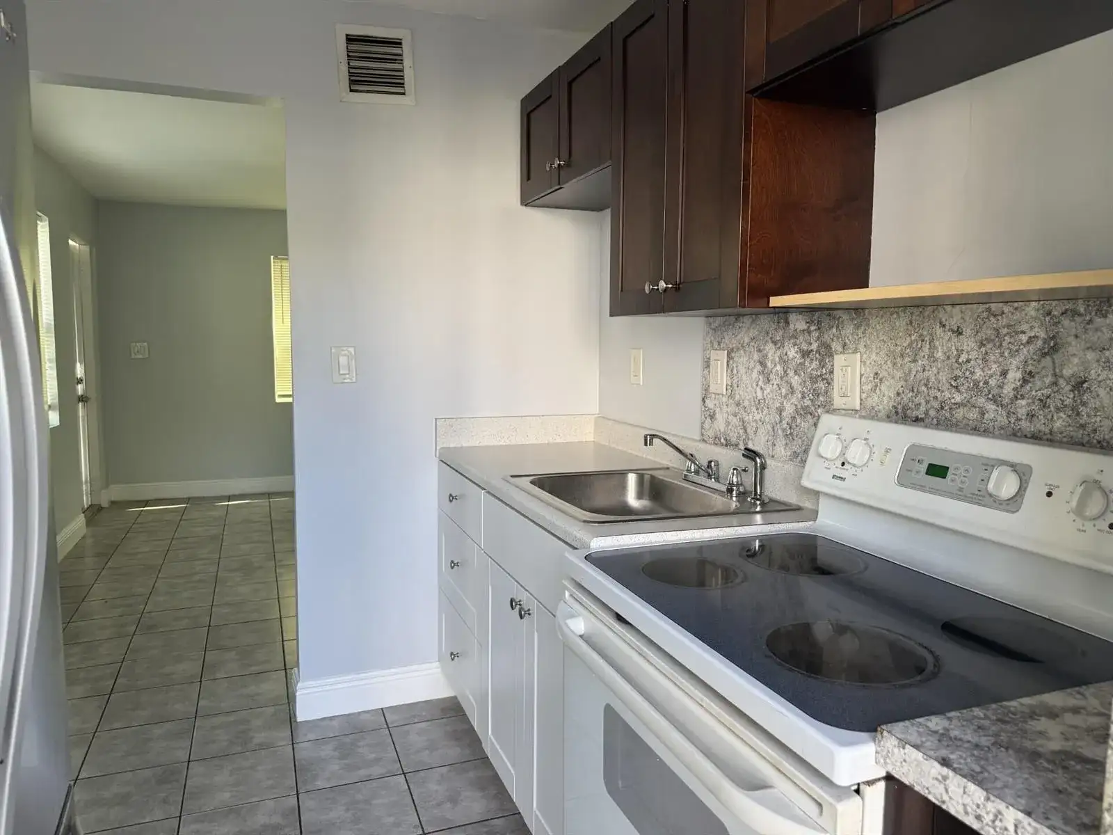 805 3rd Street # 1, West Palm Beach FL 33401 photo 3