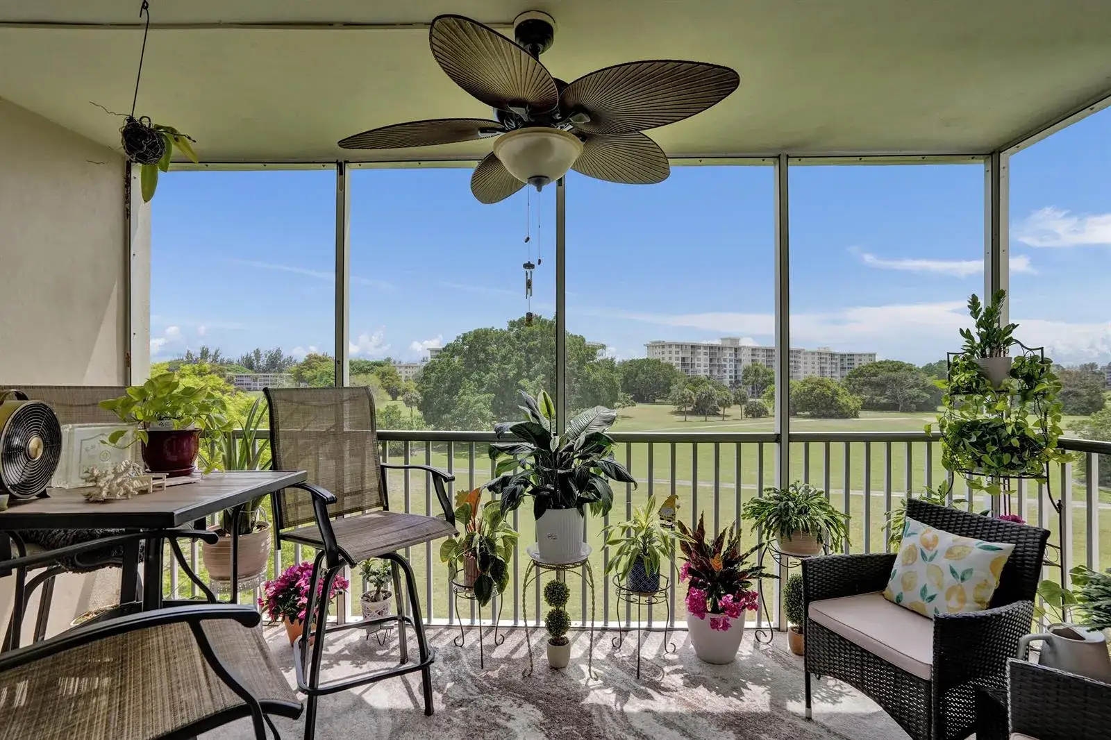2850 N Palm Aire Drive # 401, Pompano Beach FL 33069
