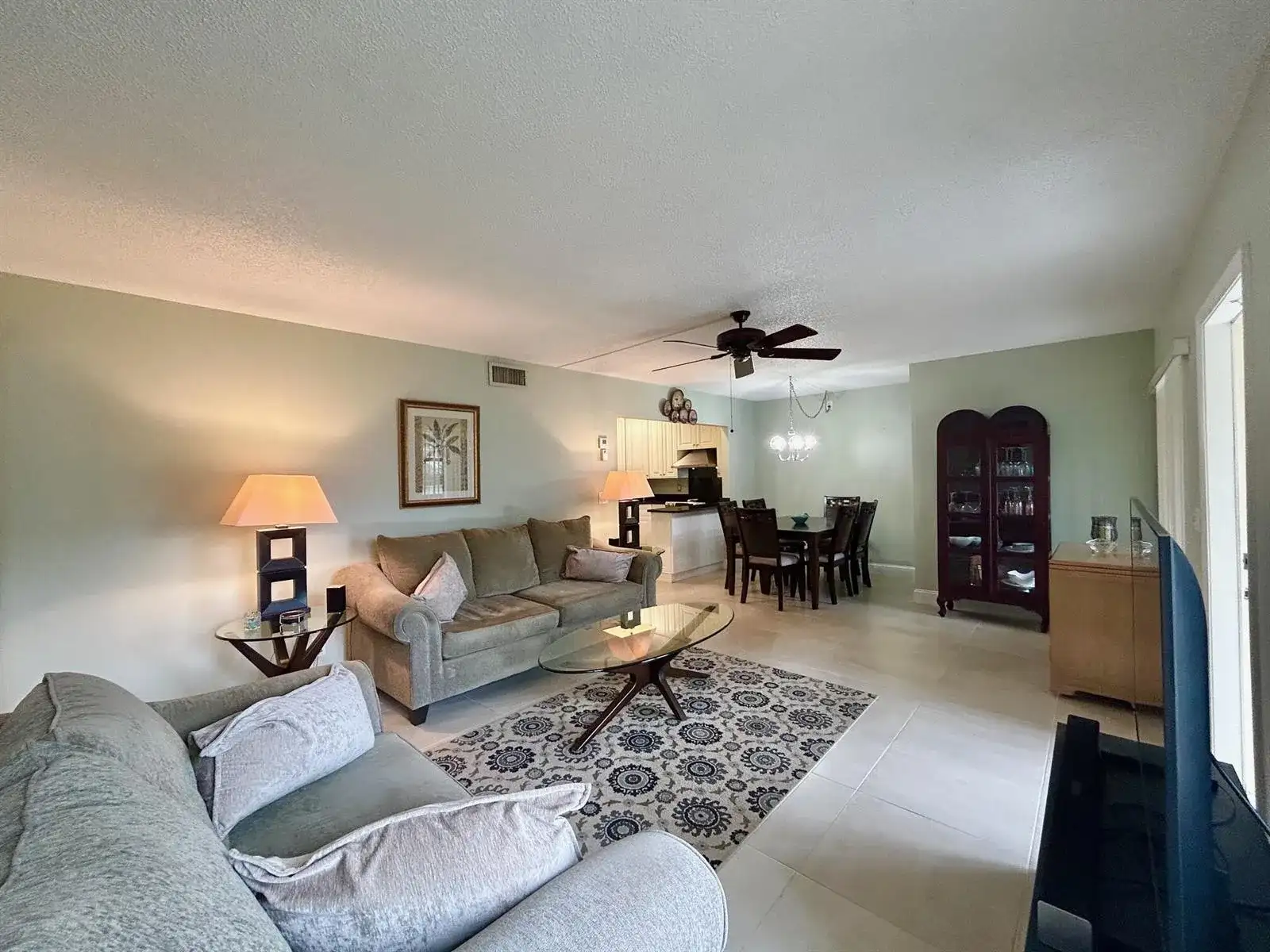 140 Lake Pine Circle # 1, FL 33463 photo 2