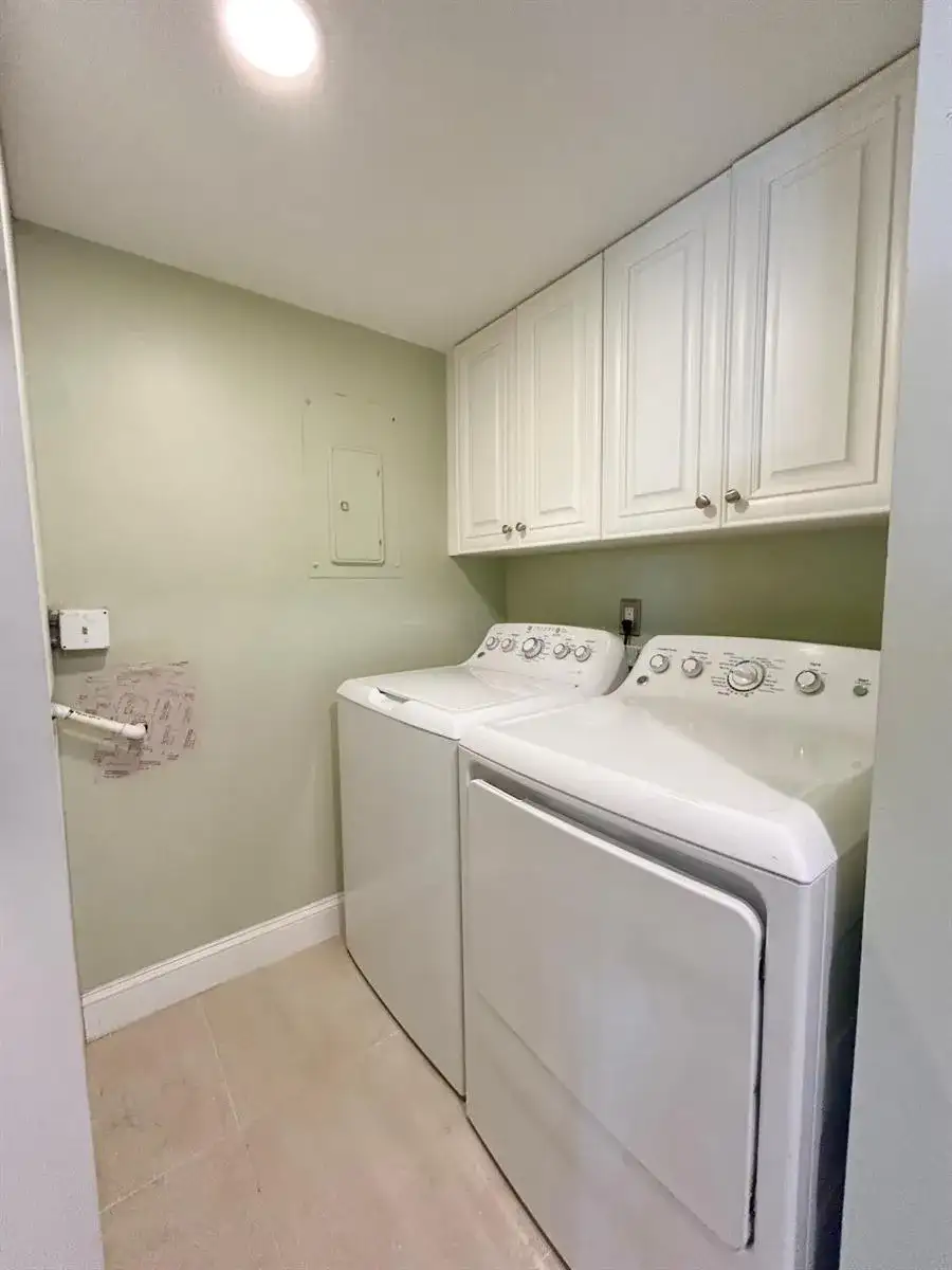 140 Lake Pine Circle # 1, FL 33463 photo 3