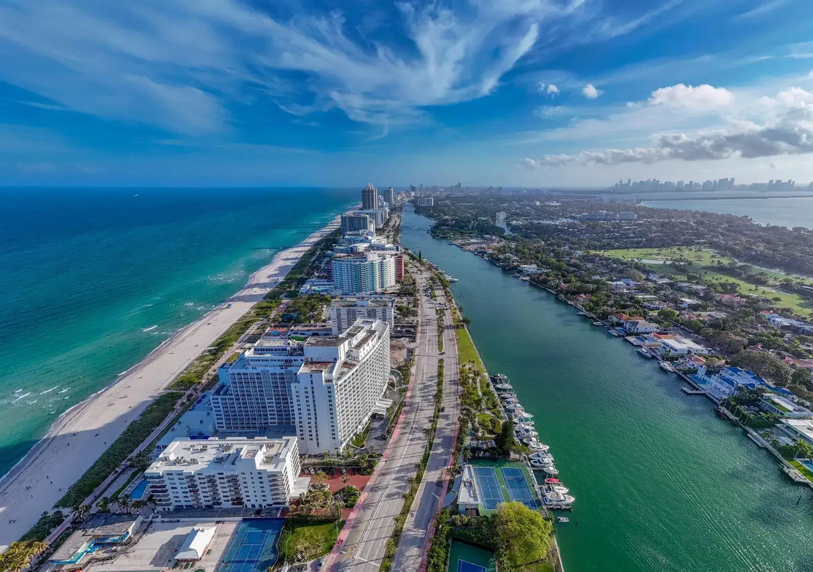 2 bedroom 1 bath Residential for sale at 5401 Collins Avenue Apt 144, Miami Beach FL 33140