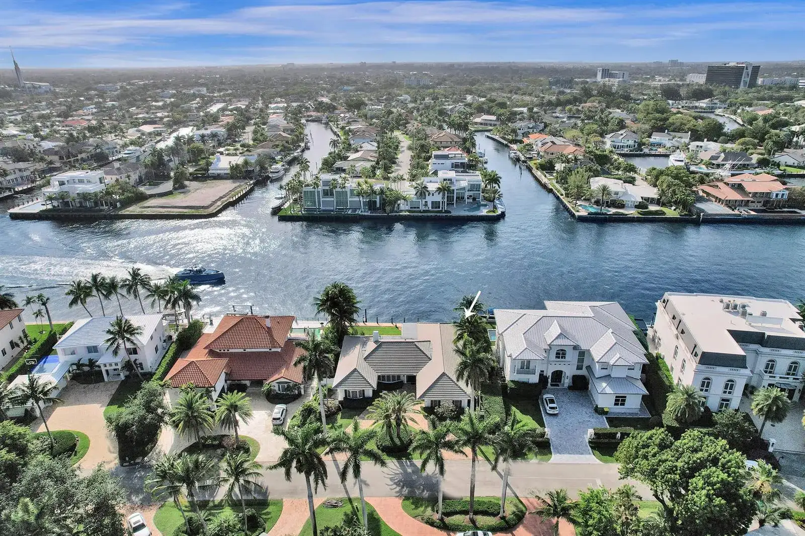7 Saranac Road, Sea Ranch Lakes FL 33308 photo 2