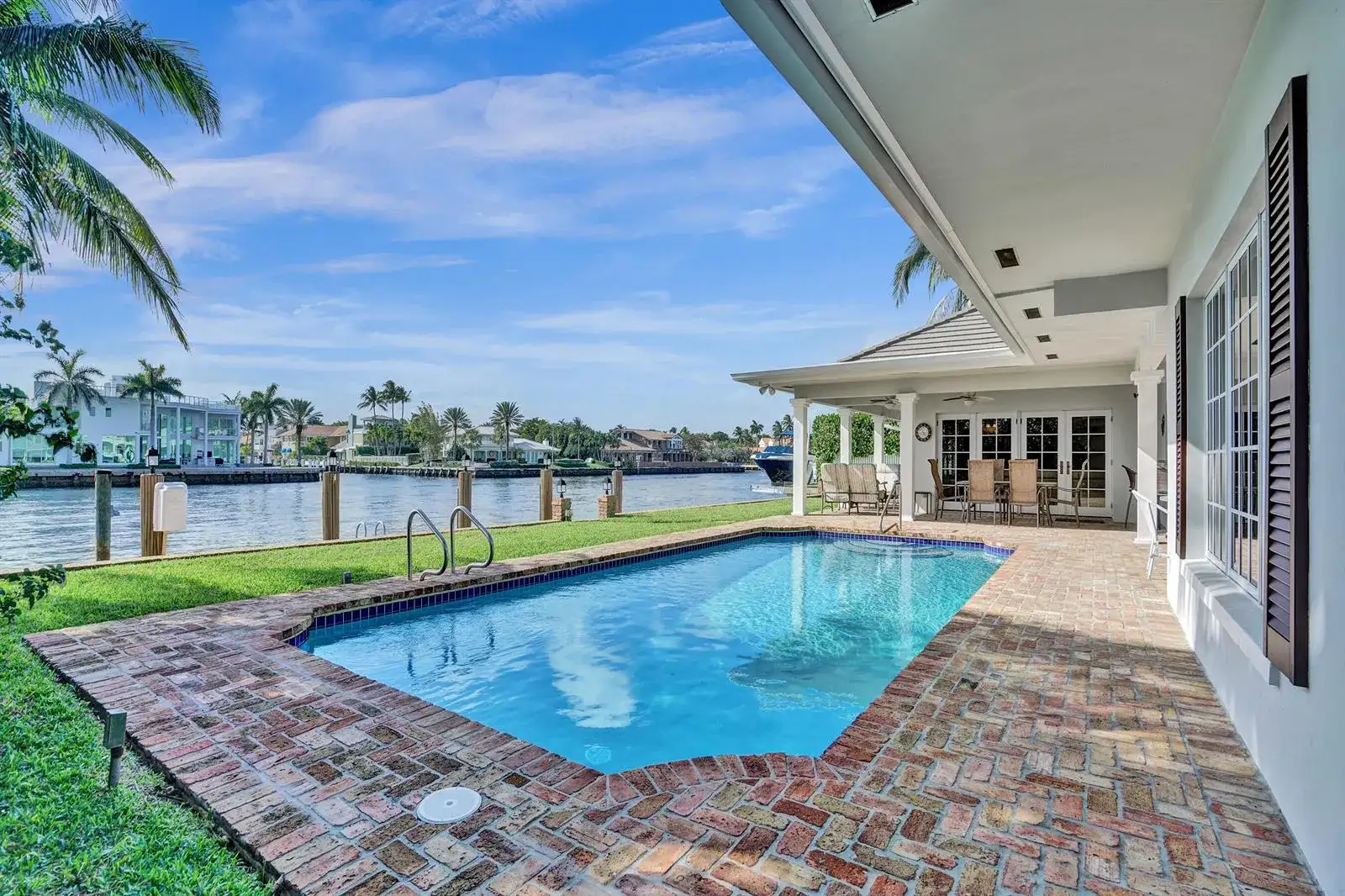7 Saranac Road, Sea Ranch Lakes FL 33308 photo 3