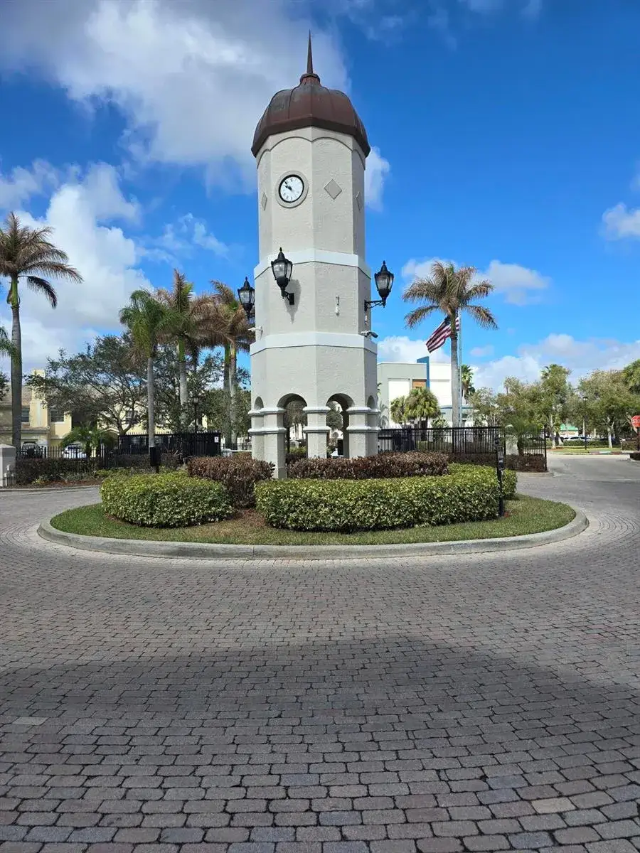 144 SW Peacock Boulevard # 201, Port St. Lucie FL 34986