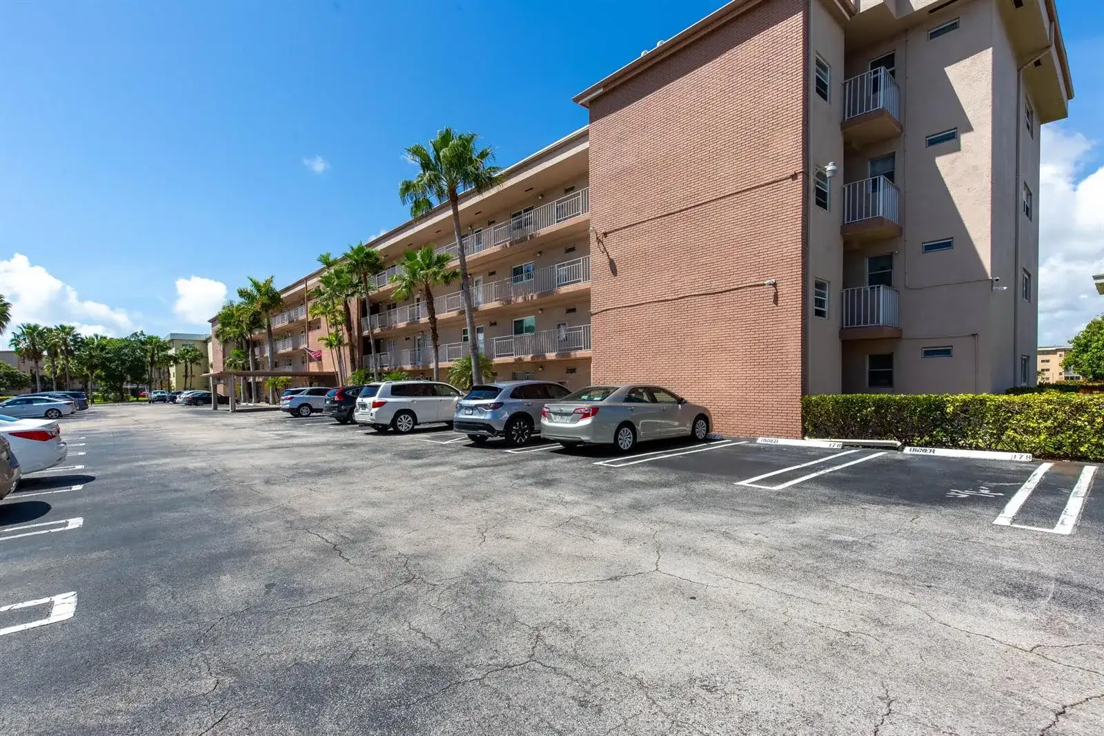 2615 NE 1st Court # 411, Boynton Beach FL 33435 photo 2