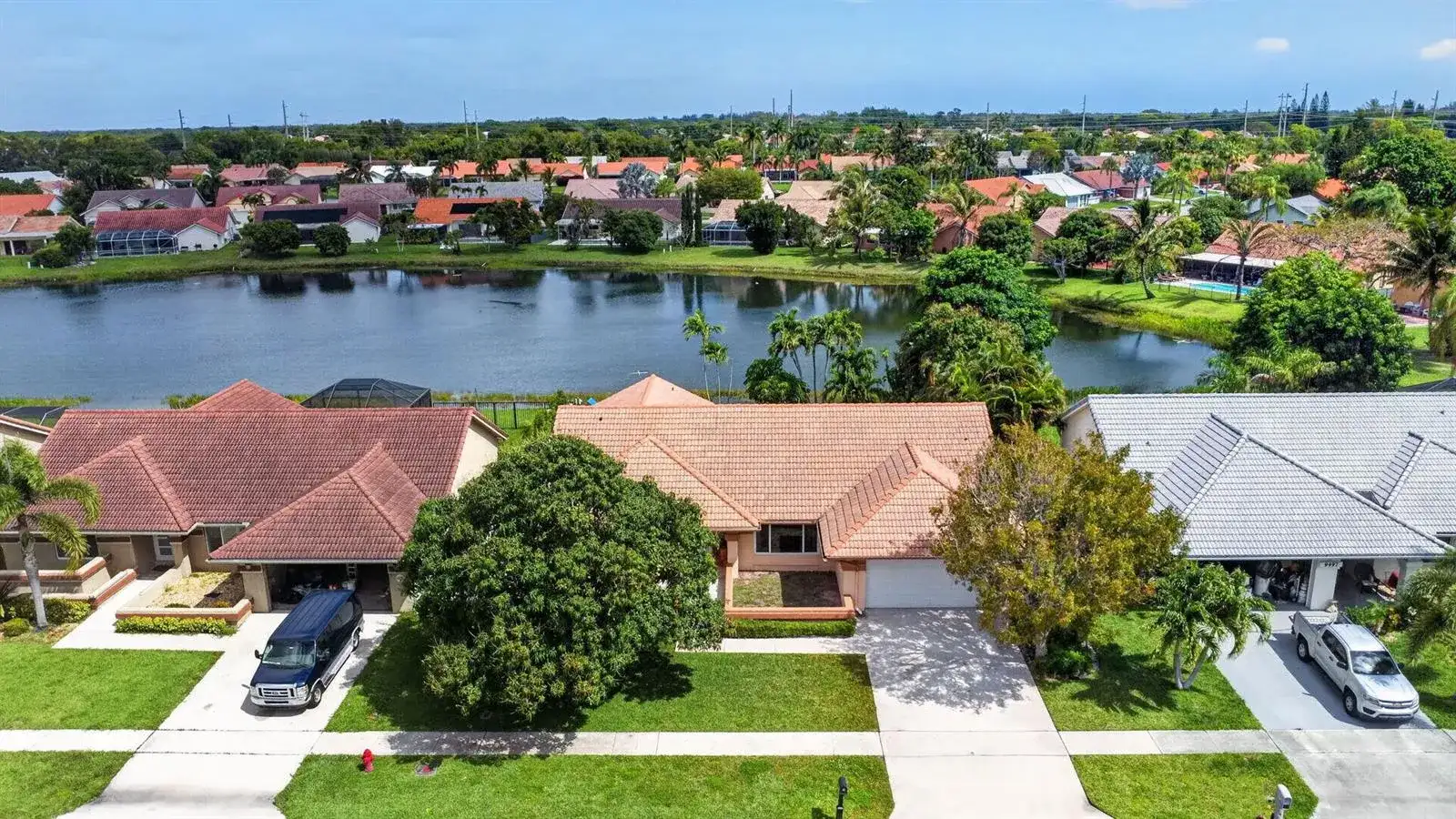 9501 Majestic Way, Boynton Beach FL 33437 photo 2