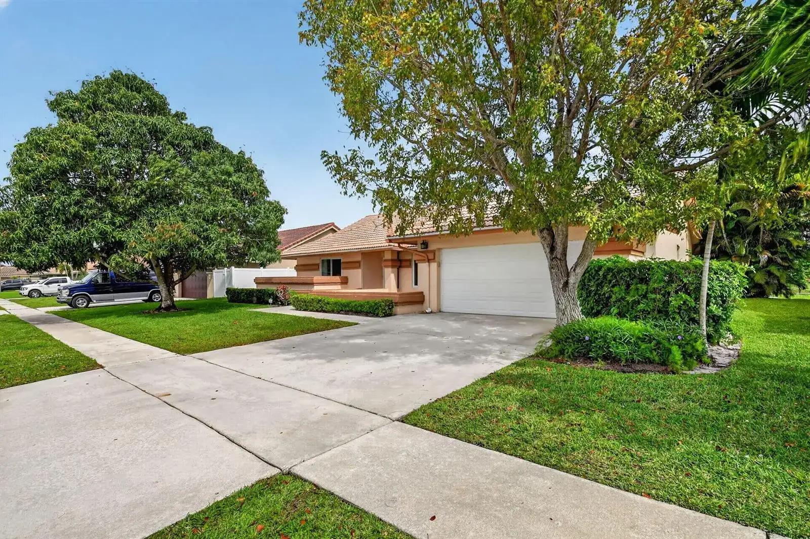 9501 Majestic Way, Boynton Beach FL 33437 photo 3