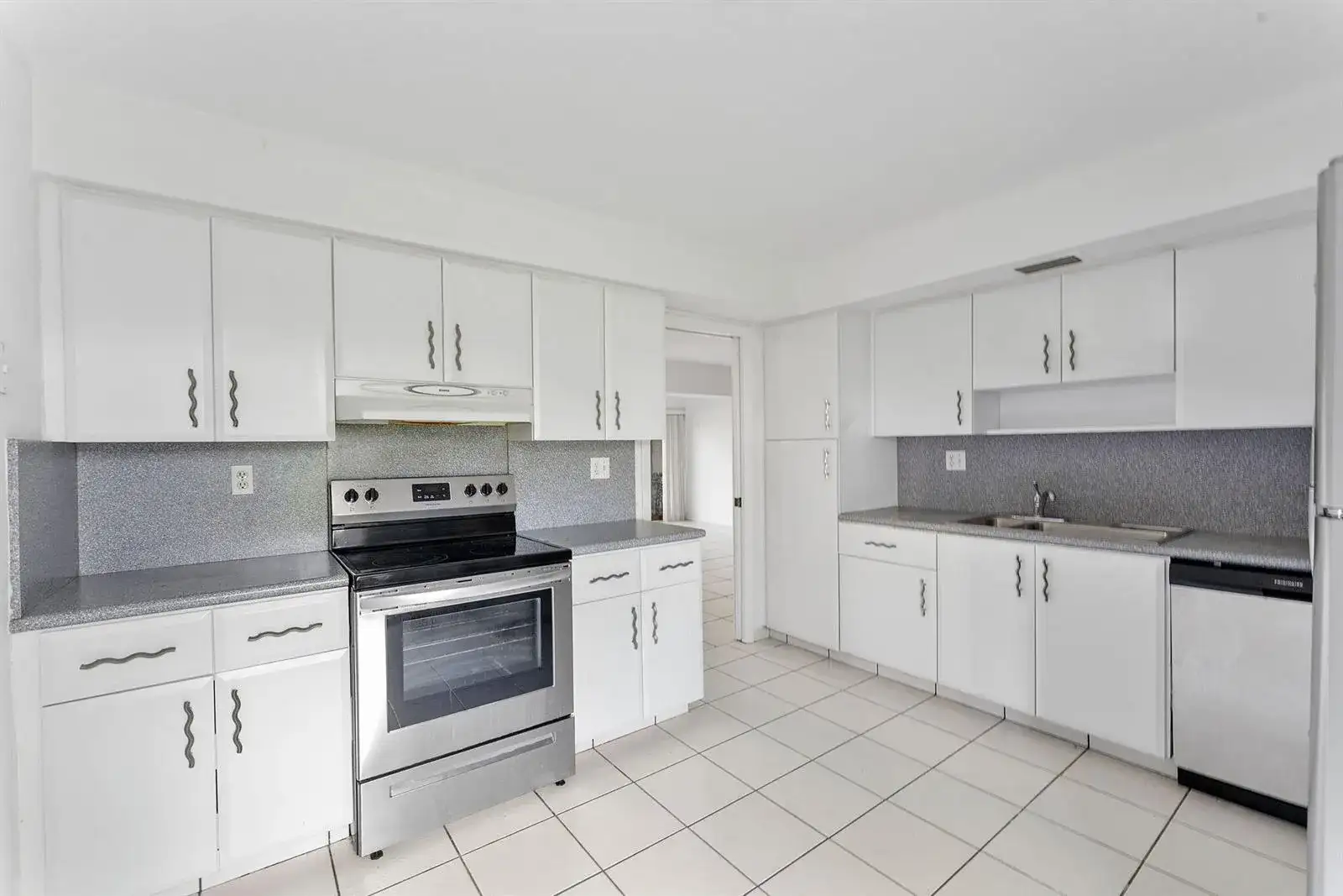 6612 Burning Wood Drive # 170, Boca Raton FL 33433 photo 4