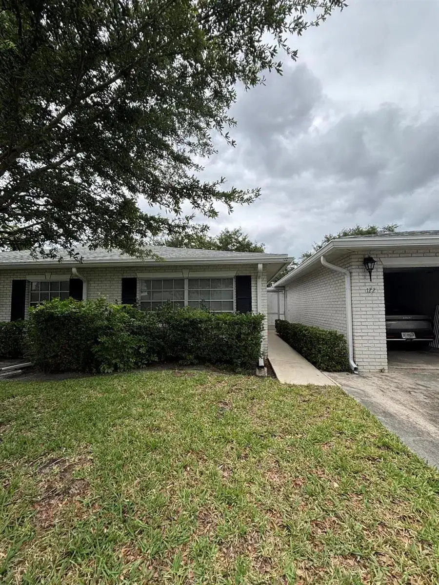 10084 S 42nd Dr Drive # 122, Boynton Beach FL 33436