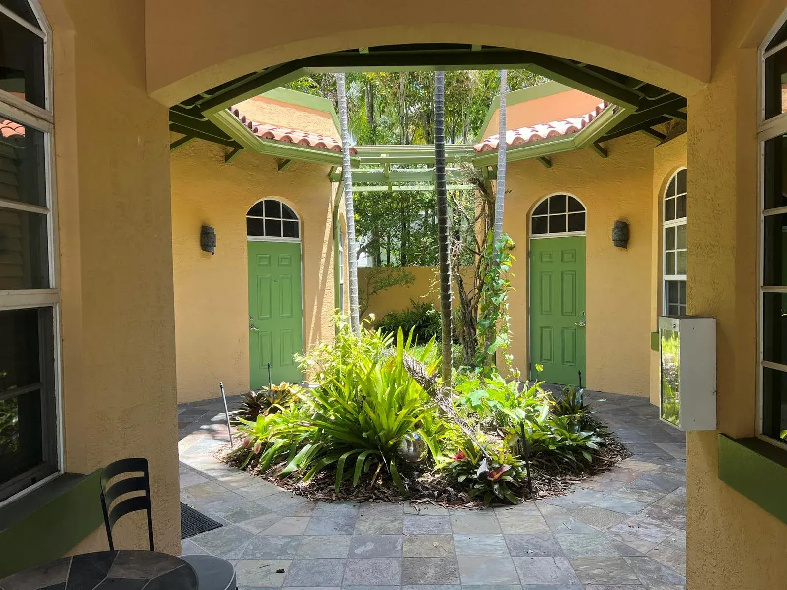 720 NE 3rd, Fort Lauderdale FL 33304