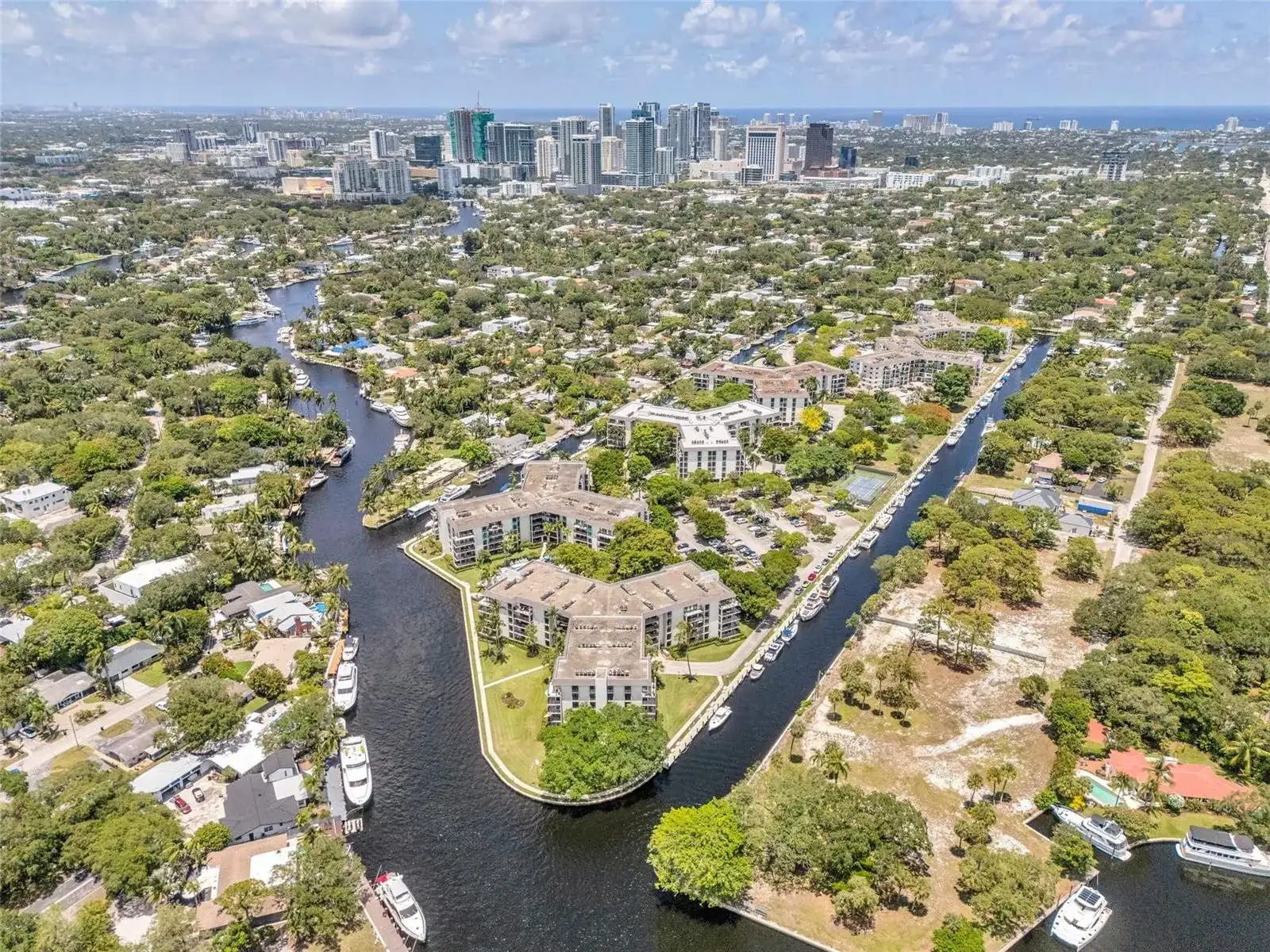 900 River Reach Drive # 518, Fort Lauderdale FL 33315 photo 2