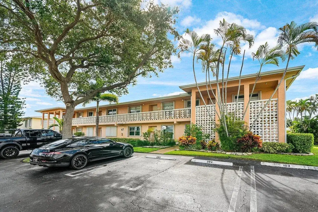 1541 NW 20th Avenue # 101, Delray Beach FL 33445 photo 3