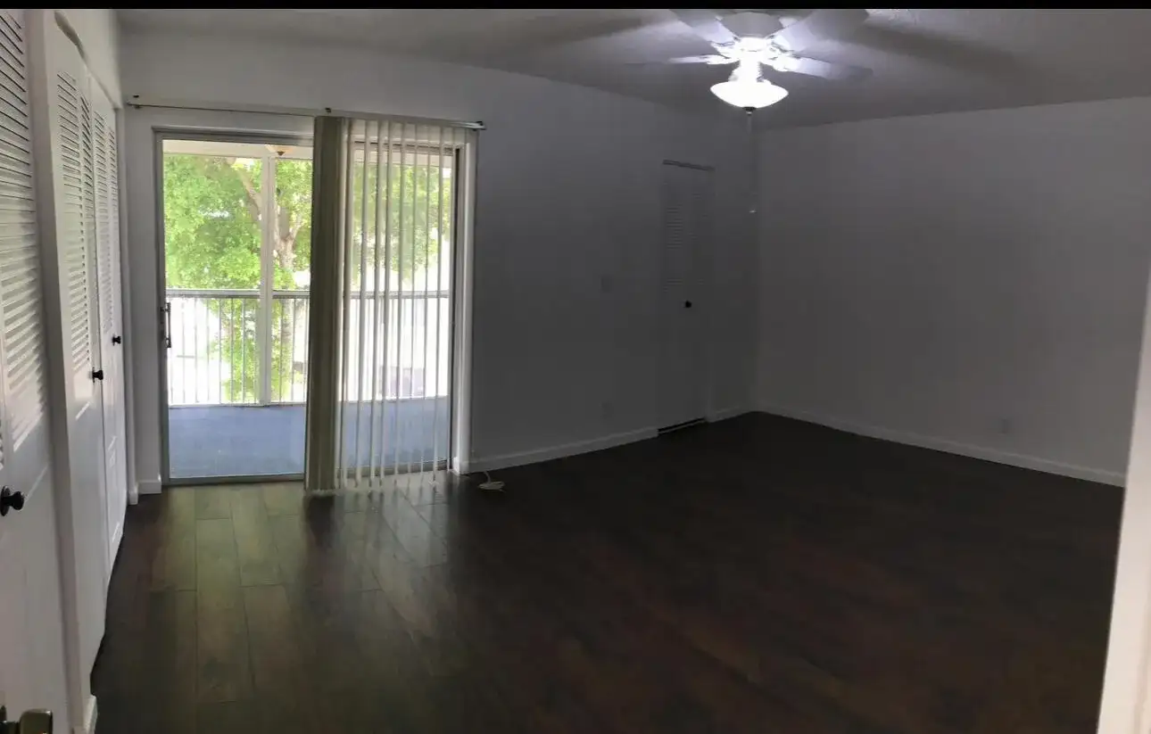 700 Village Green Court # 302, Palm Springs FL 33461 photo 4