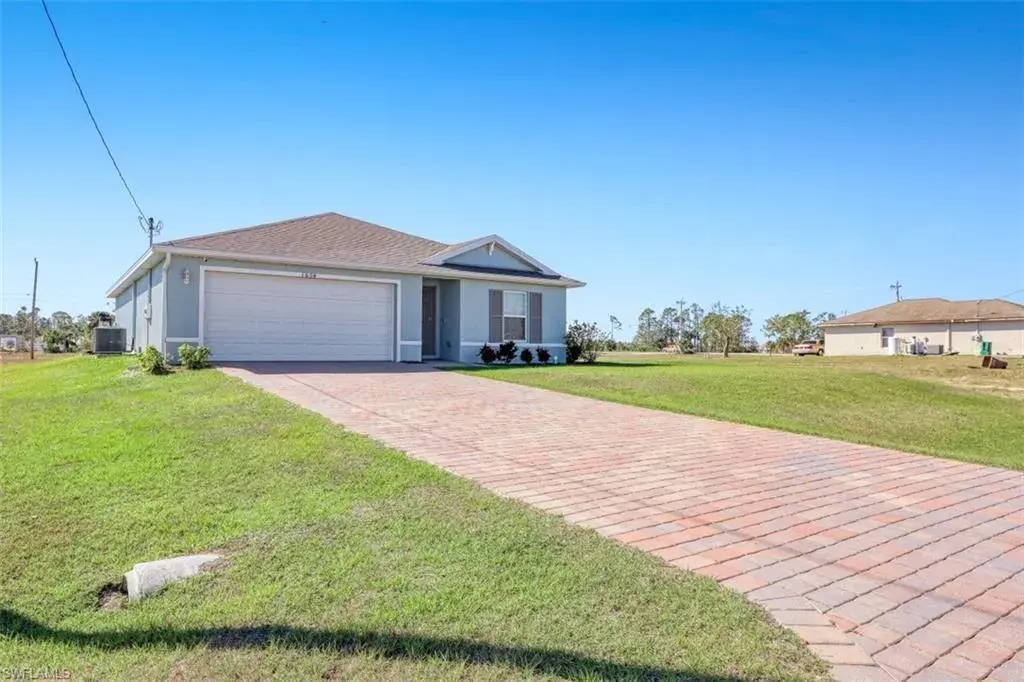 3 bedroom 2 bath Residential for sale at 1634 NE 34th Street, Cape Coral FL 33909