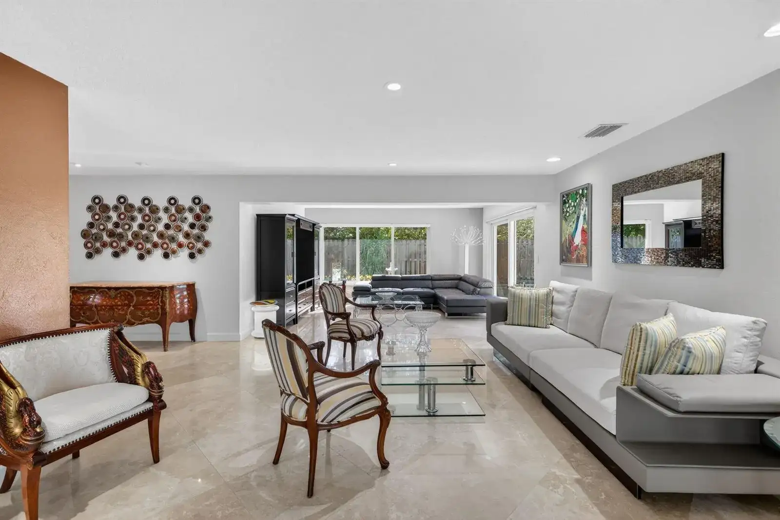 2300 NE 16th Avenue, Wilton Manors FL 33305 photo 4