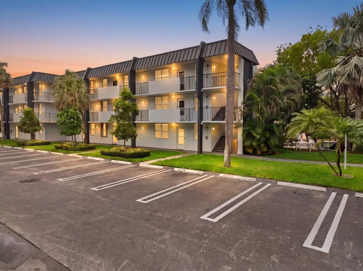 777 S Federal Highway # 104l, Pompano Beach FL 33062