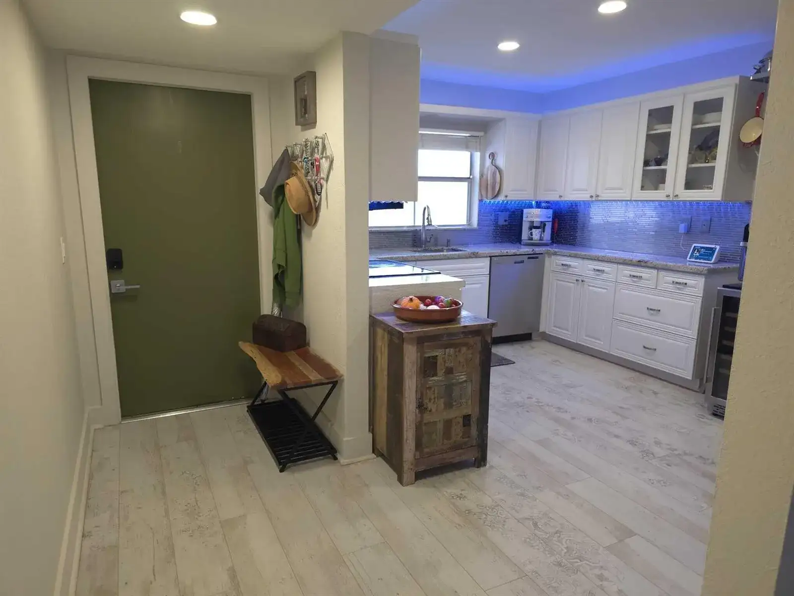 9501 Sunrise Lakes Boulevard # 305, Sunrise FL 33322 photo 3