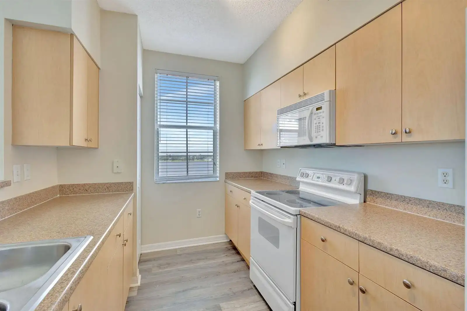 616 Clearwater Park Road # 1013, West Palm Beach FL 33401 photo 5