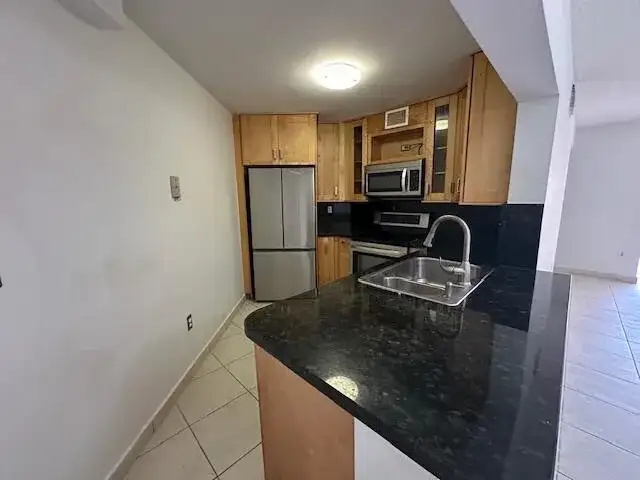 10237 NW 9th St Circle # 4, Miami FL 33172 photo 3