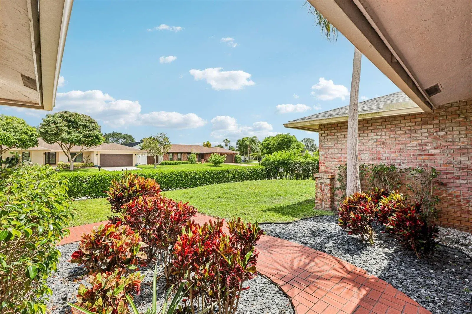 17679 Woodview Terrace, Boca Raton FL 33487 photo 2