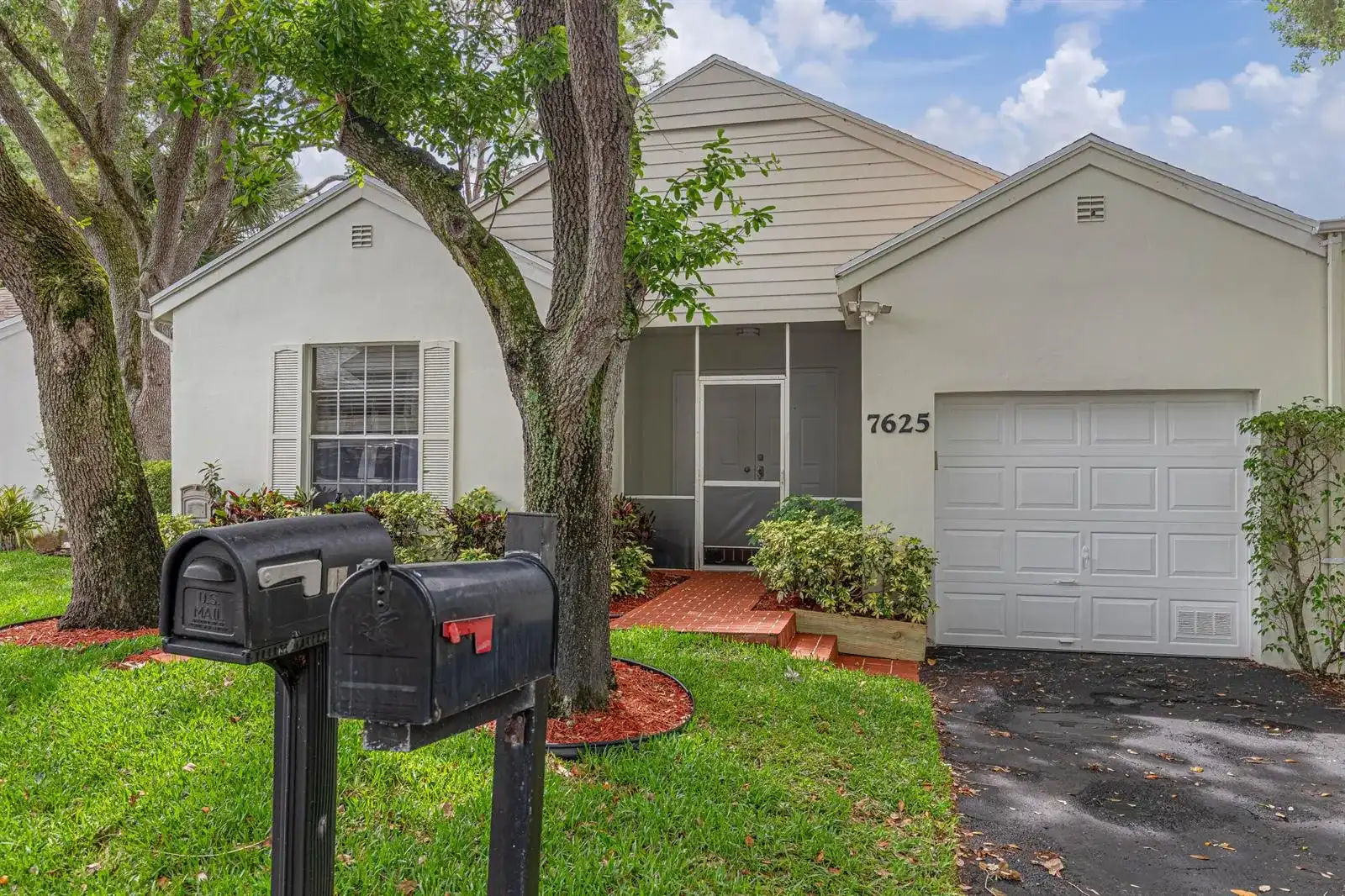 7625 Forest Green Lane, Boynton Beach FL 33436