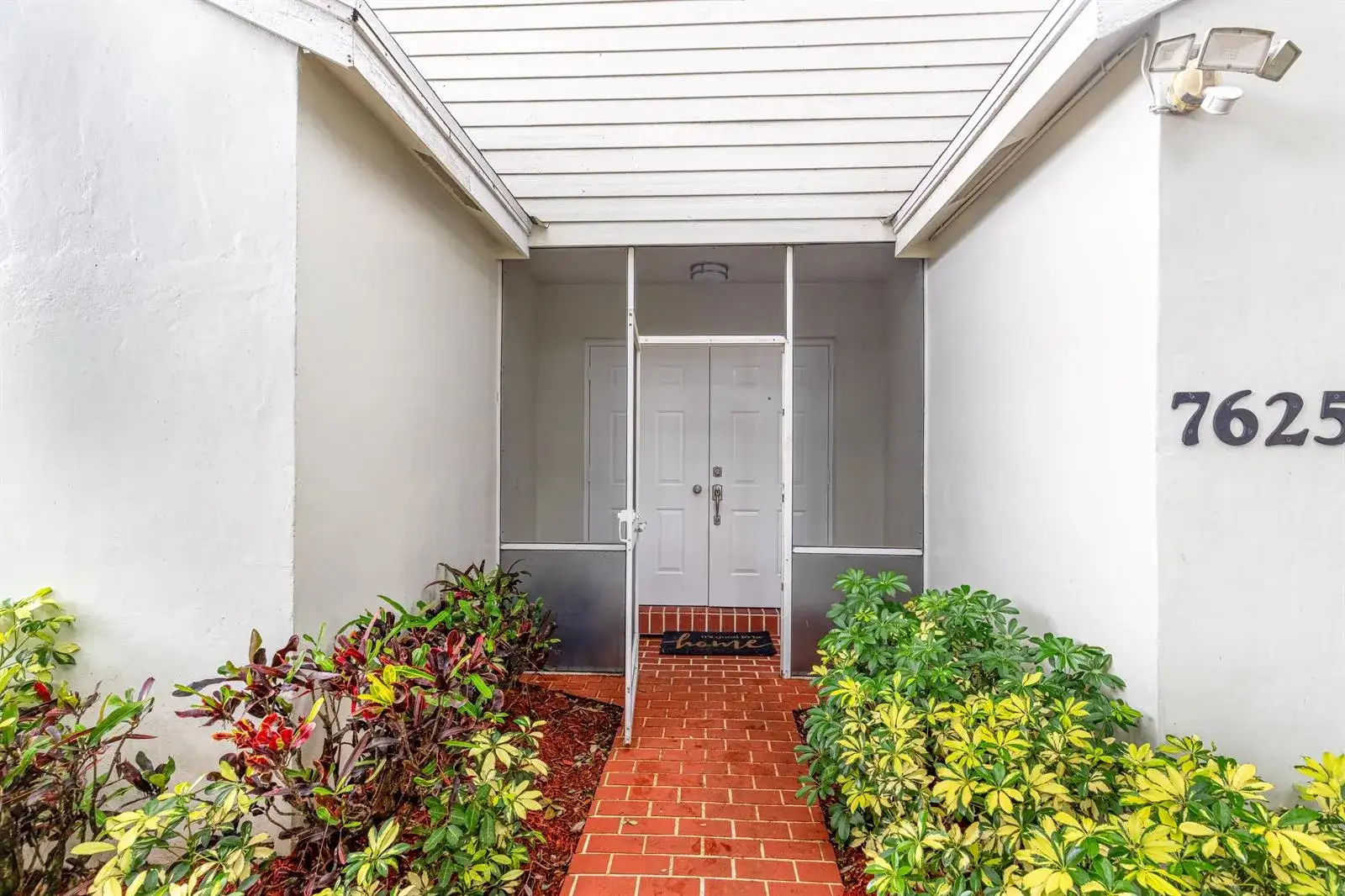 7625 Forest Green Lane, Boynton Beach FL 33436 photo 5