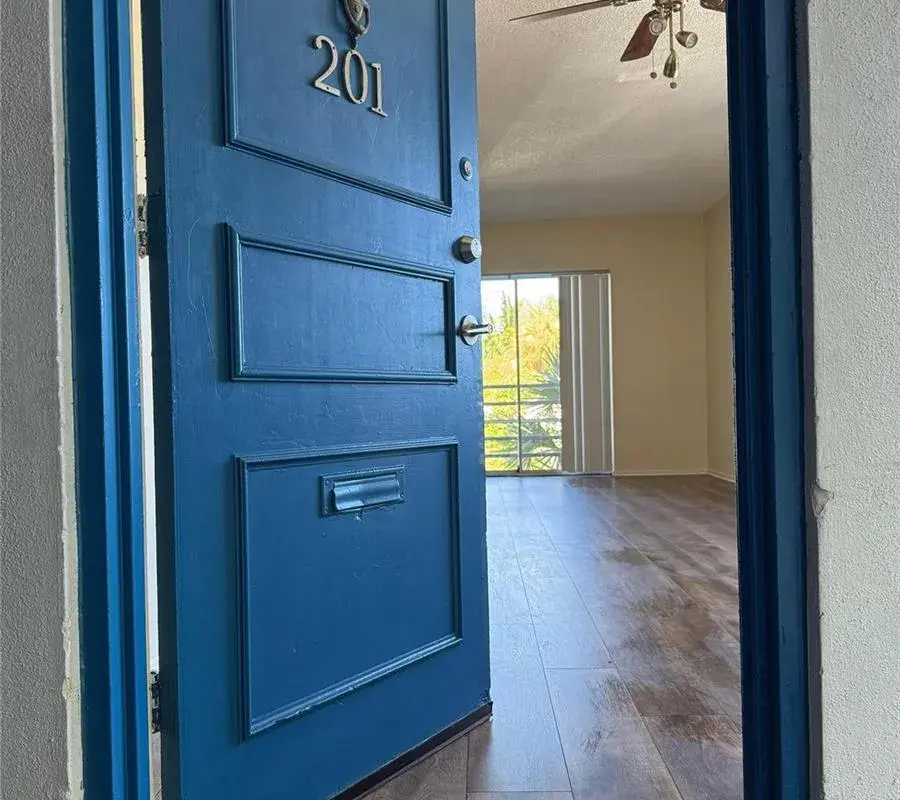 1407 NE 56th Street # 201, Fort Lauderdale FL 33334