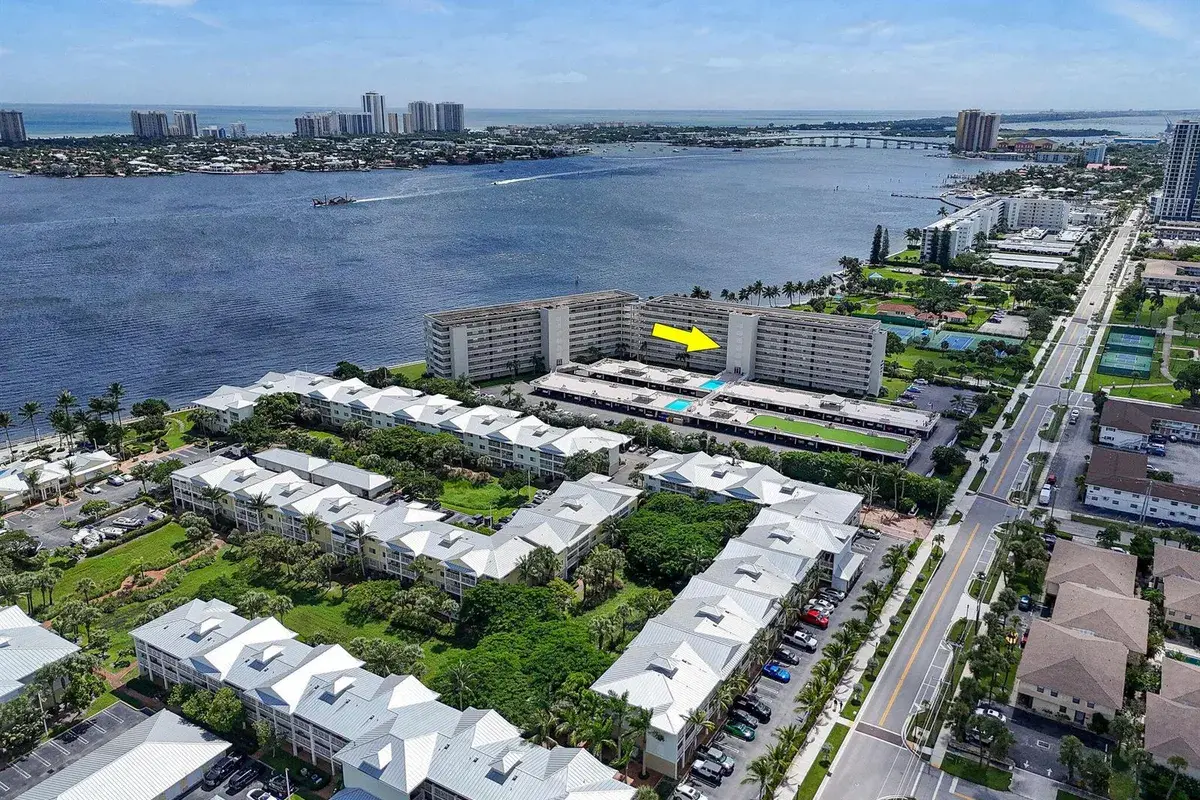 801 Lake Shore Drive # 414, Lake Park FL 33403