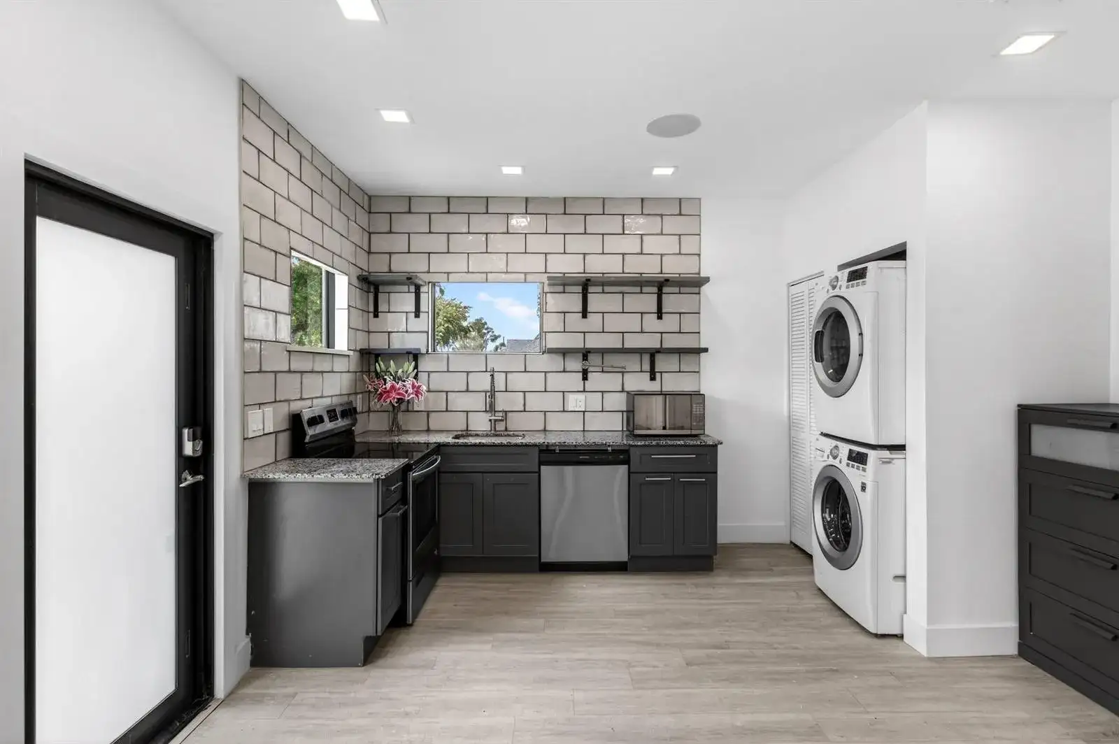 517 NW 1st Street, Delray Beach FL 33444 photo 4