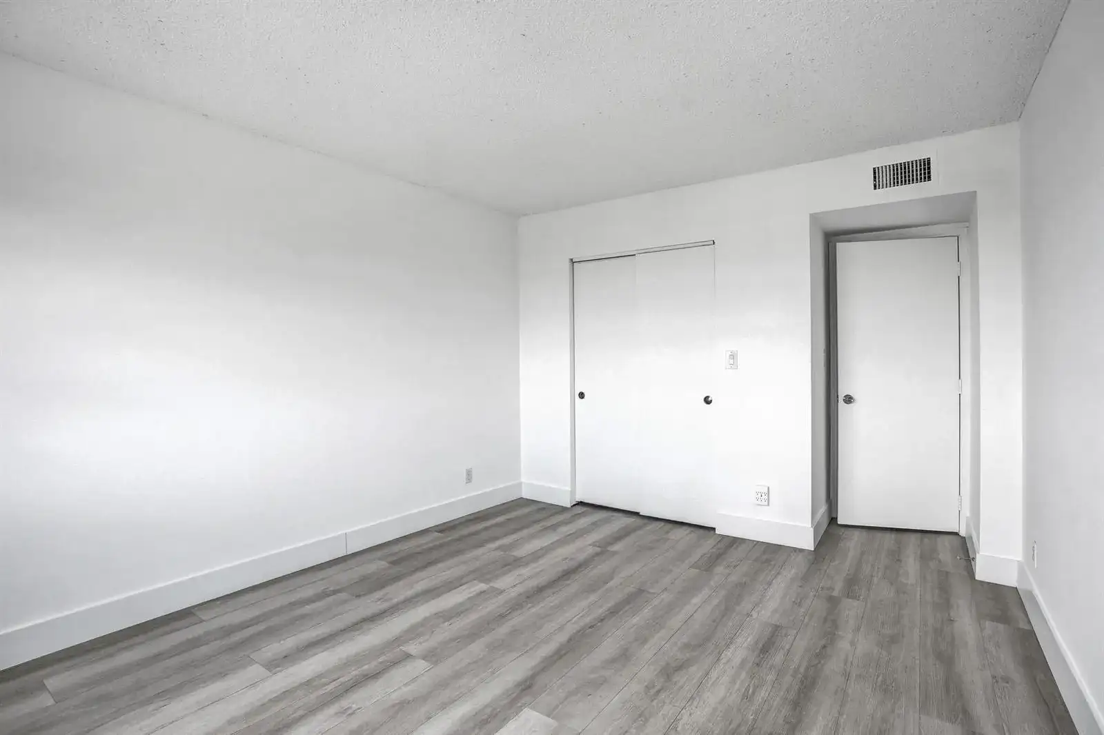 900 NE 18th Avenue # 1004, Fort Lauderdale FL 33304 photo 4