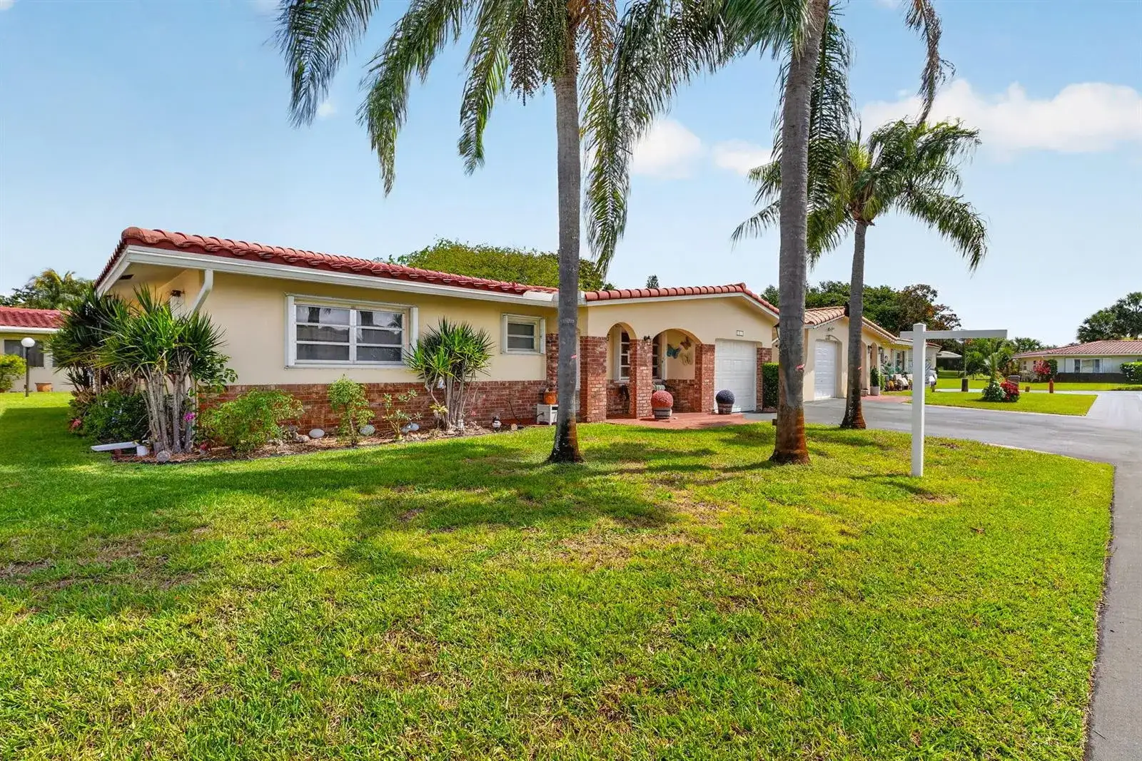 1211 NW 44th Street, Deerfield Beach FL 33064 photo 2