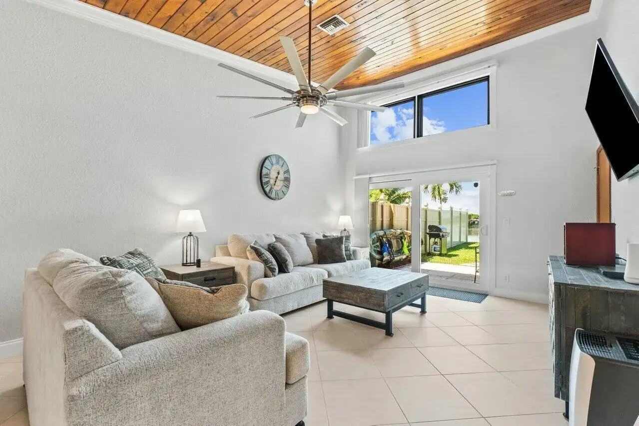 12542 Westhampton Circle, Wellington FL 33414 photo 2