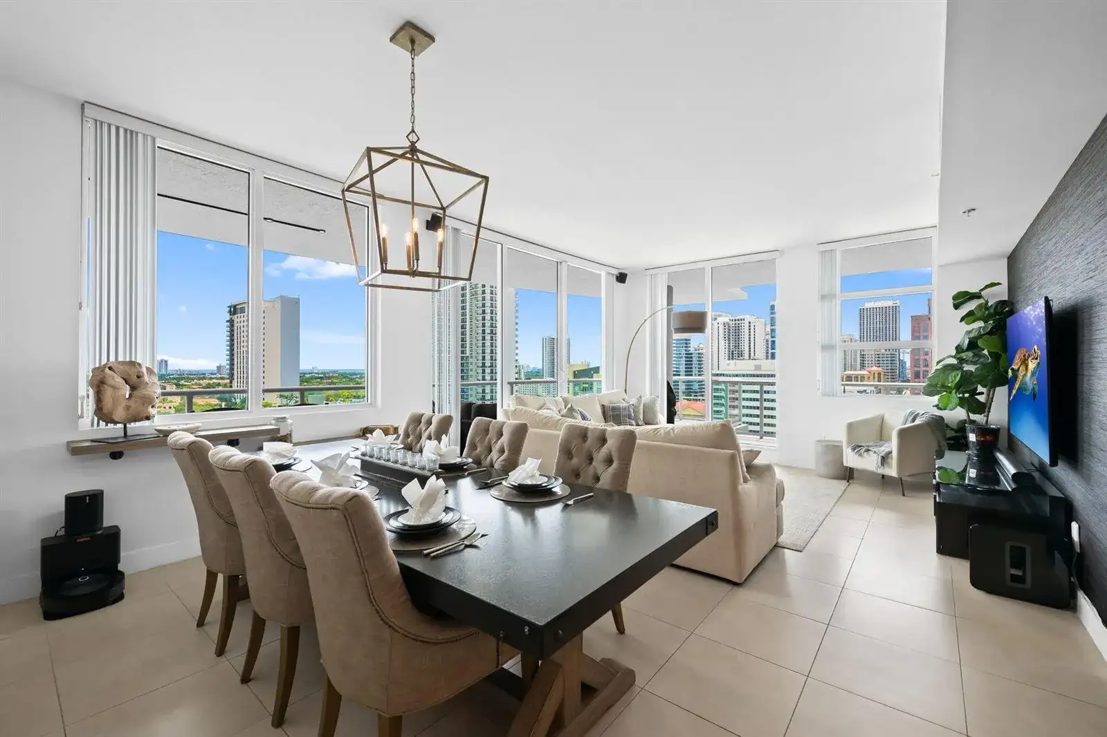 315 NE 3rd Avenue # 1506, Fort Lauderdale FL 33301 photo 2