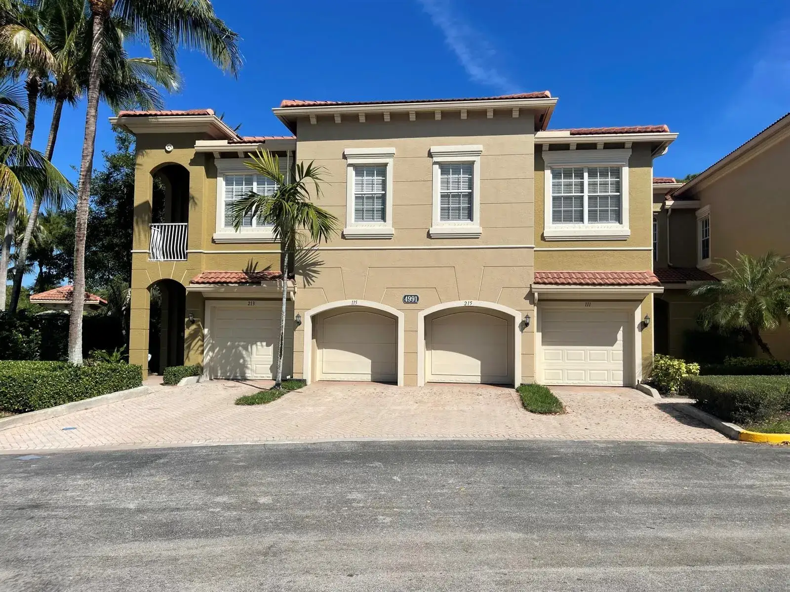 4991 Bonsai Circle # 111, Palm Beach Gardens FL 33418