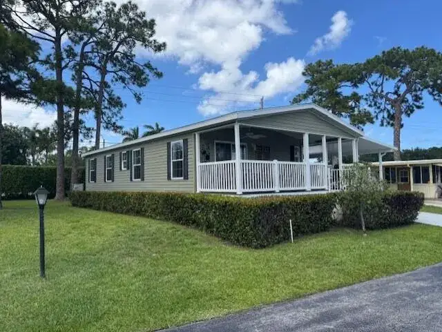 4209 Royal Manor Boulevard # 136, Boynton Beach FL 33436