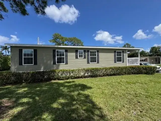 4209 Royal Manor Boulevard # 136, Boynton Beach FL 33436 photo 3