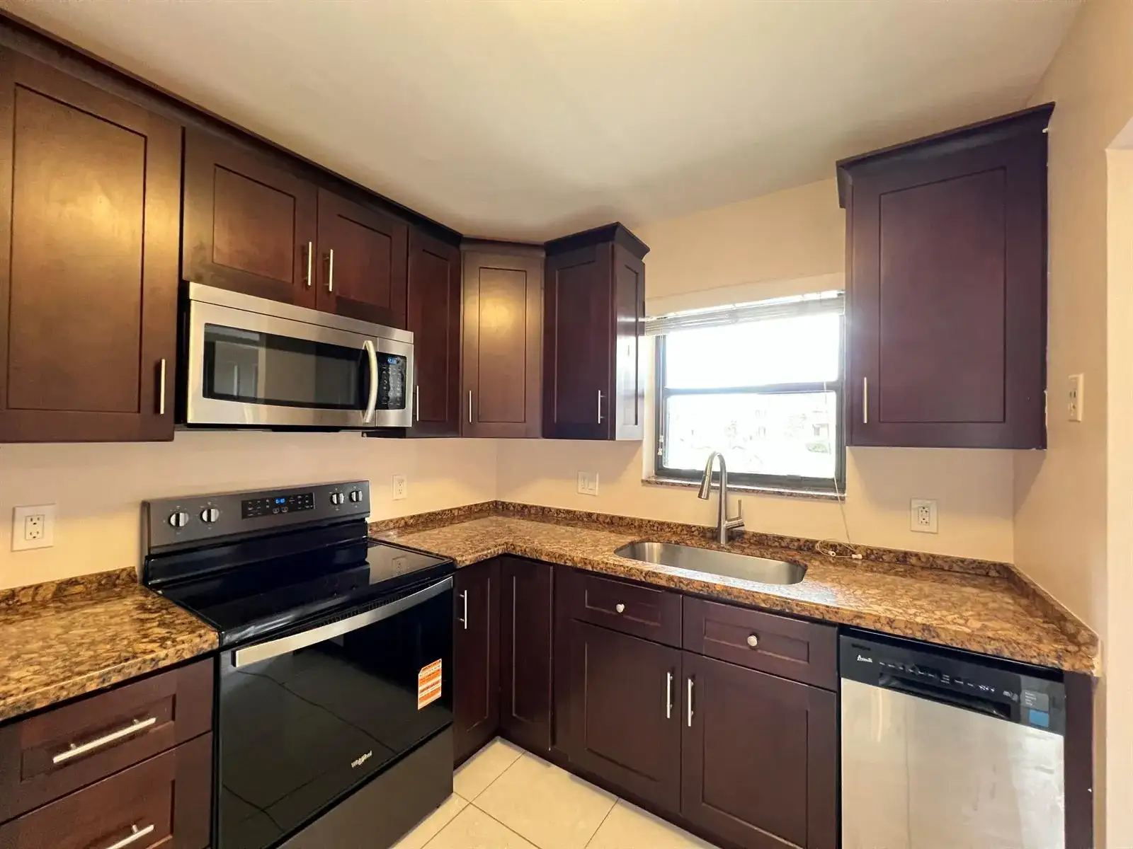 21890 Lake Forest Circle # 101, Boca Raton FL 33433 photo 5